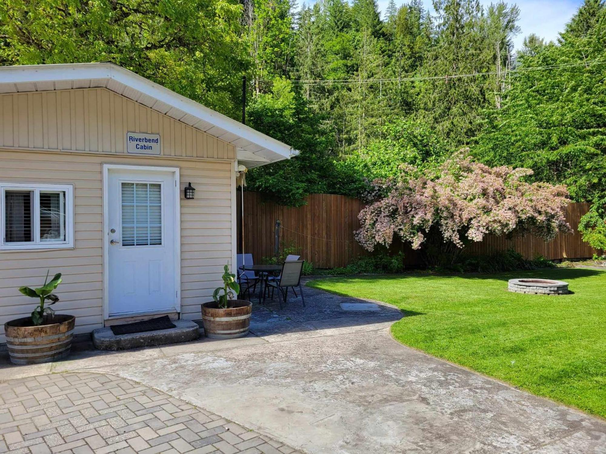 Riverbend Guest House Chilliwack Exterior foto